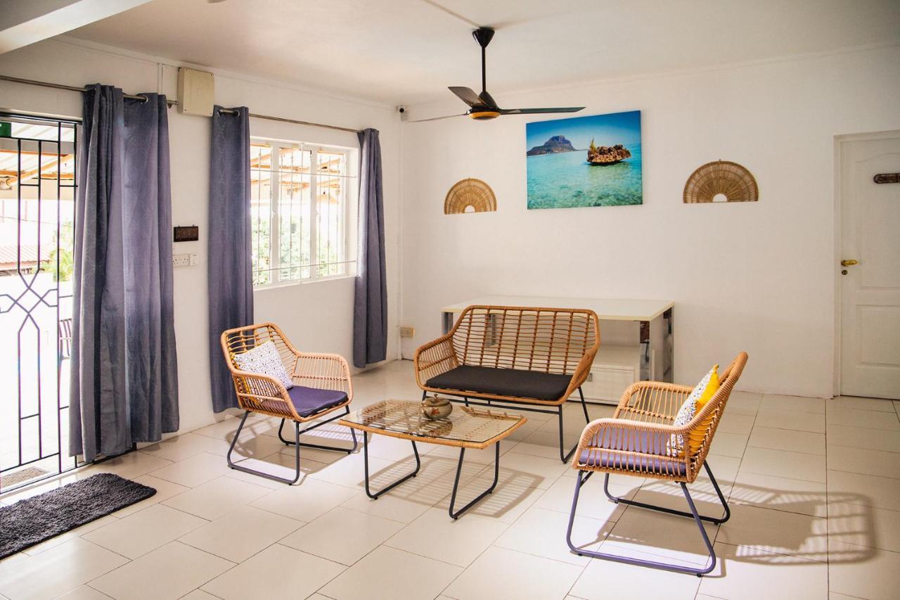 Casa Maria Bed & Breakfast Port Louis Bagian luar foto
